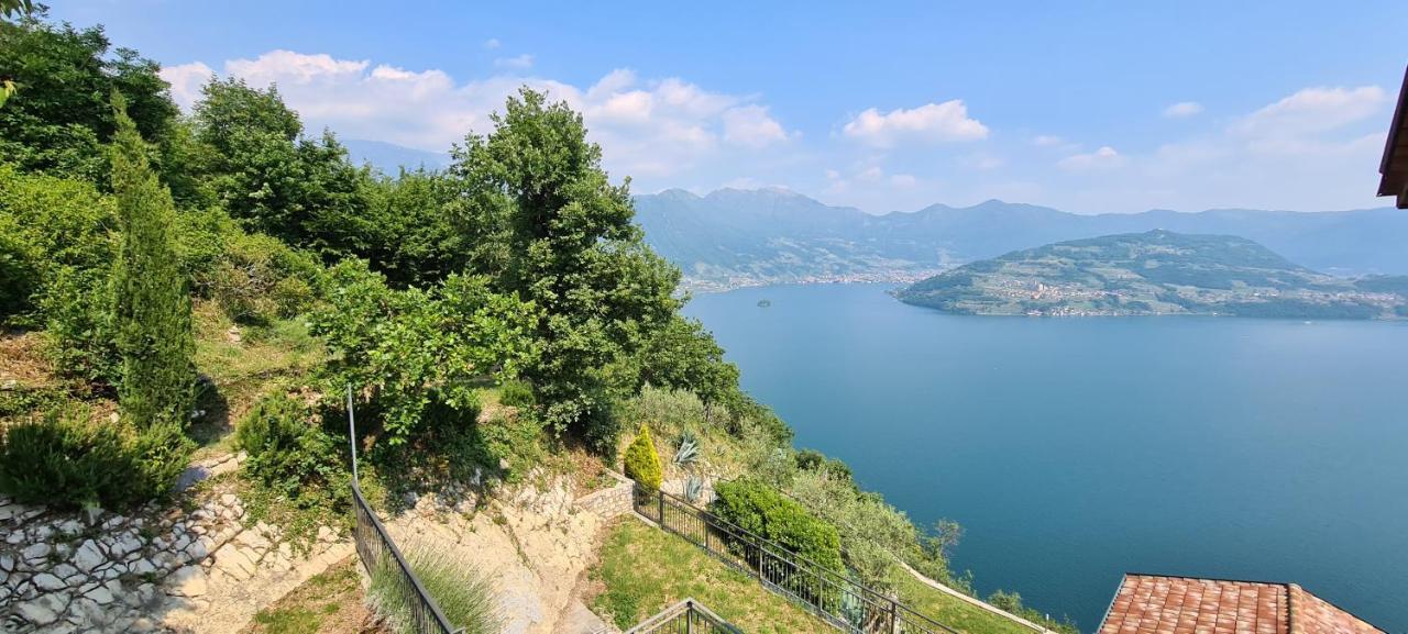 La Villetta In Residence Con Piscina E Vista Lago Parzanica Eksteriør bilde
